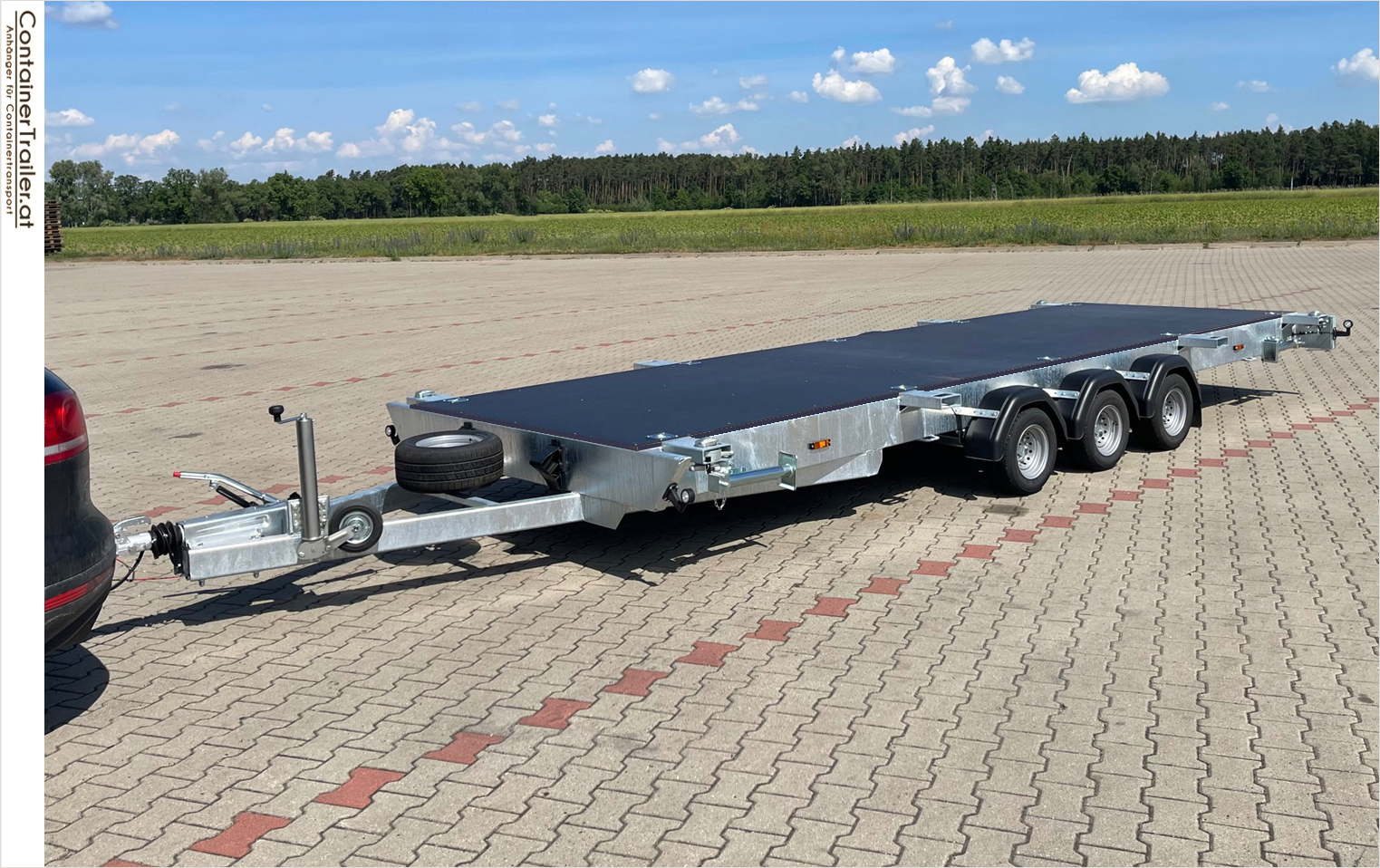 3 Achsen Containeranhaenger mit Bodenplatte 3 Achsen Containeranhaenger mit Bodenplatte