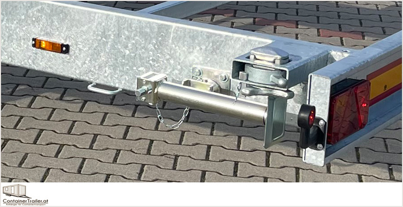 Anhänger mit Twistlock